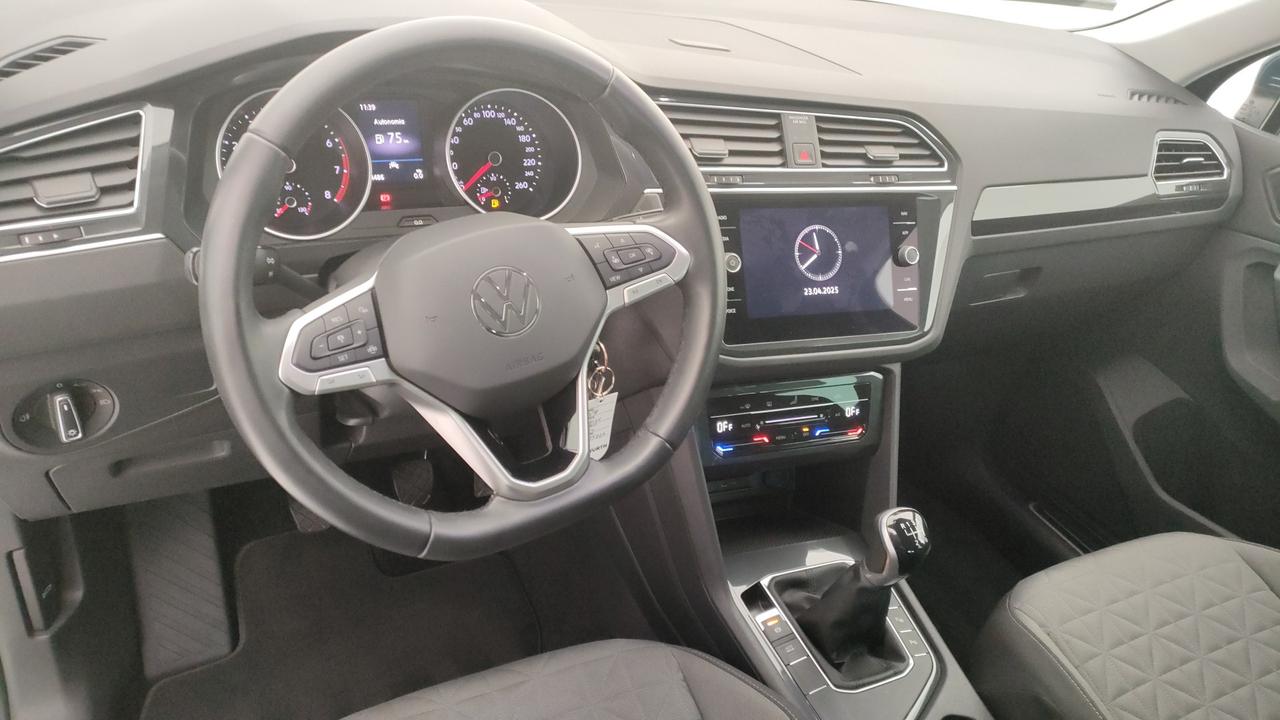 VOLKSWAGEN Tiguan 1.5 tsi Life 130cv