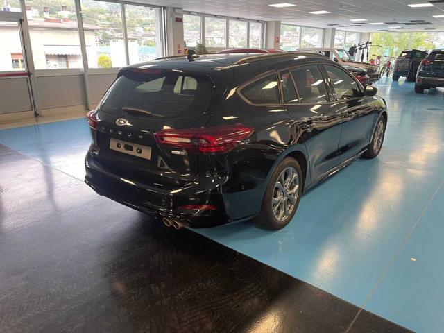 FORD Focus 1.0 EcoBoost Hybrid 125 CV SW ST-Line + COLORI