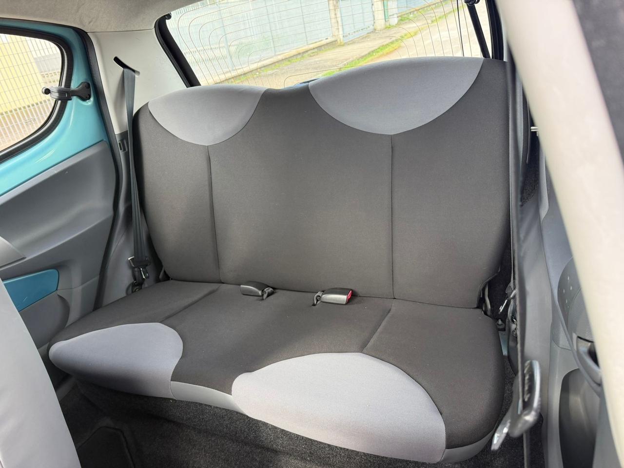 Peugeot 107 1.0 68CV 5p. Km 17.000