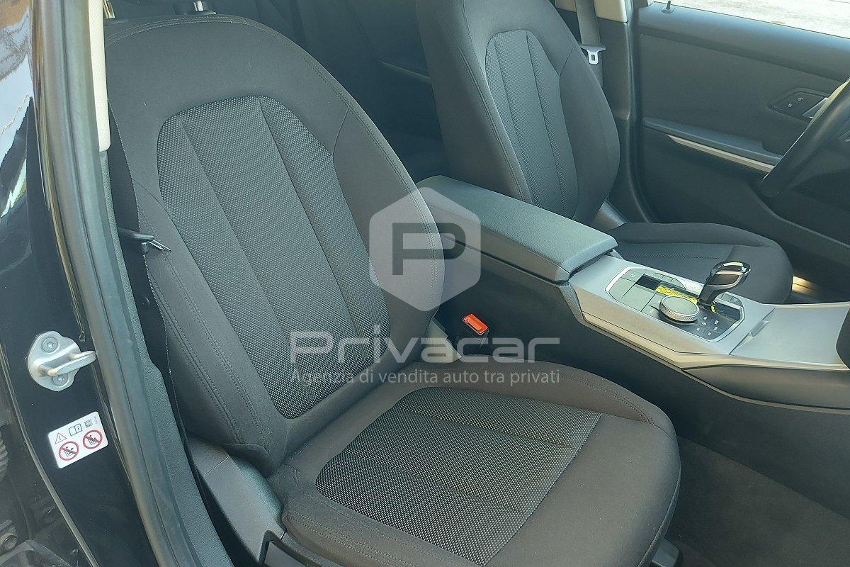 BMW 320d 48V Touring Business Advantage