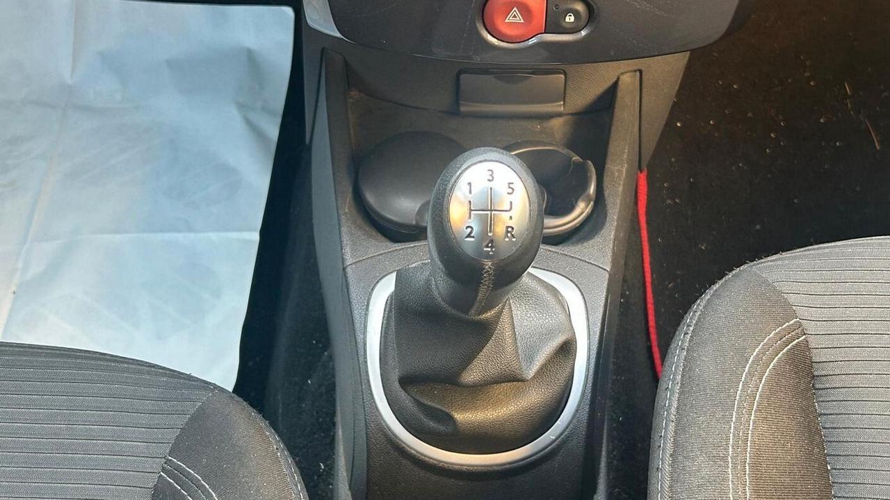 Renault Clio 1.2 16V 5 porte Dynamique