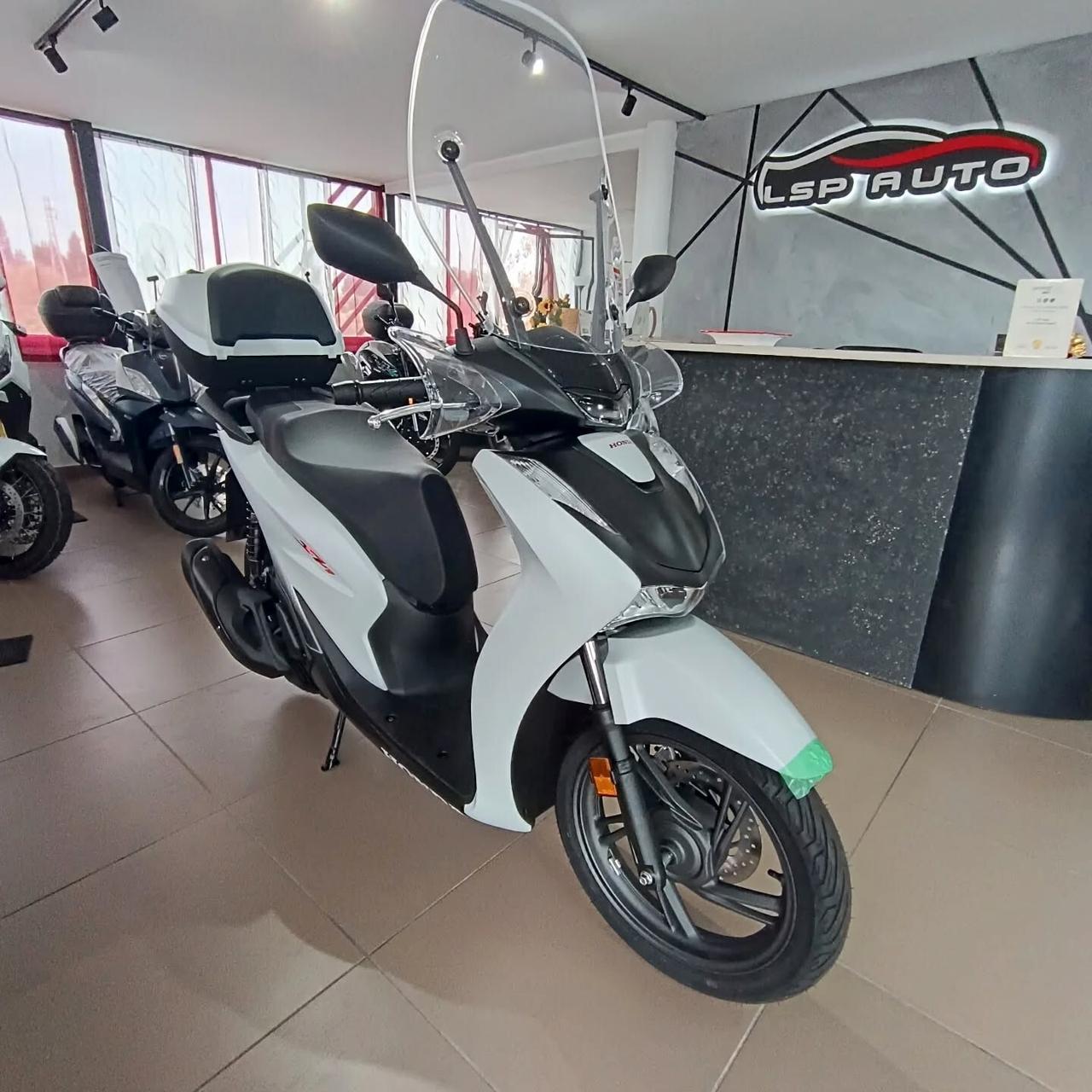 Honda SH 125 Sport NUOVI PRONTA CONSEGNA