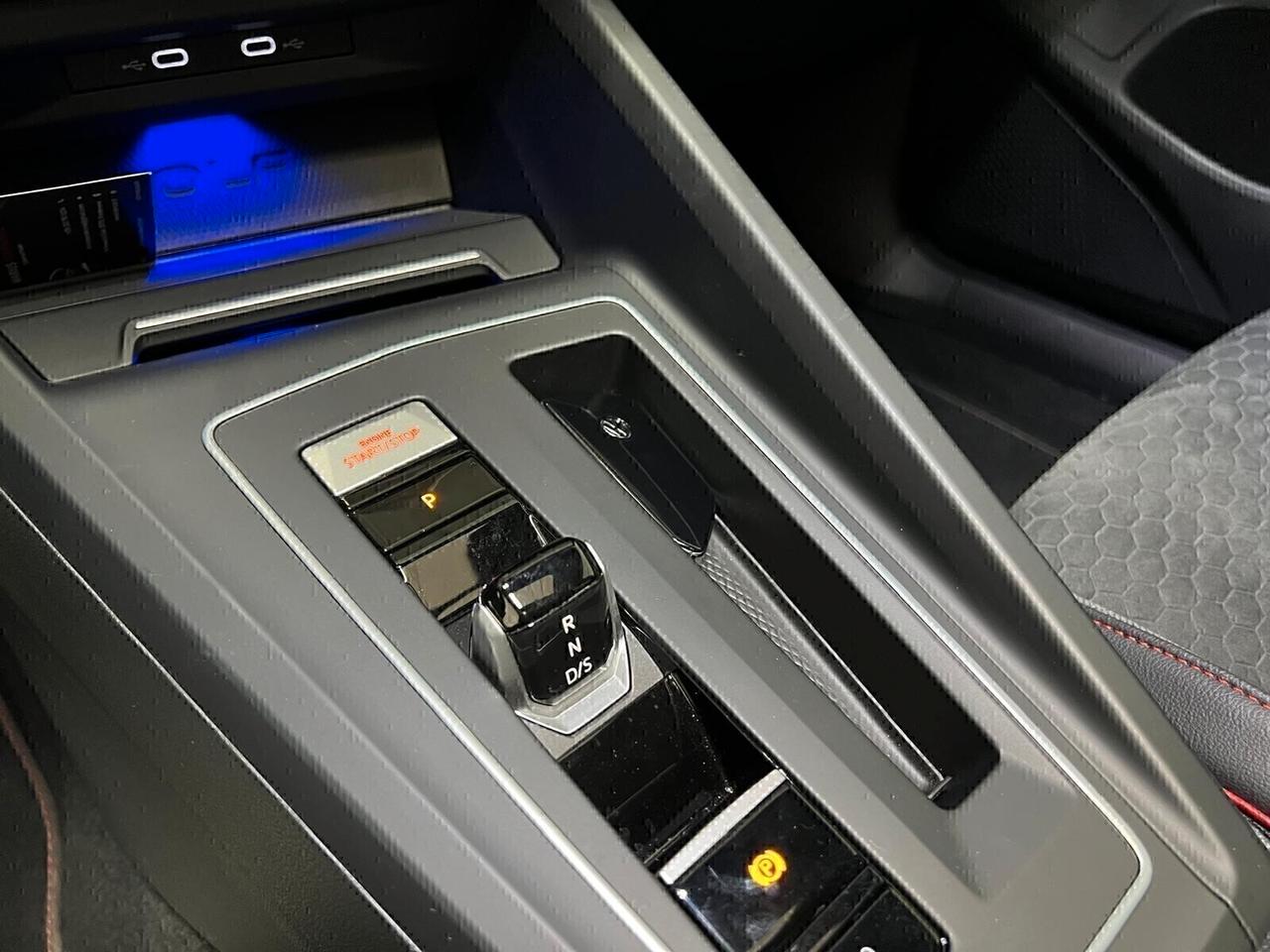 Volkswagen Golf GTI Golf 2.0 TSI GTI DSG Clubsport 45 300CV