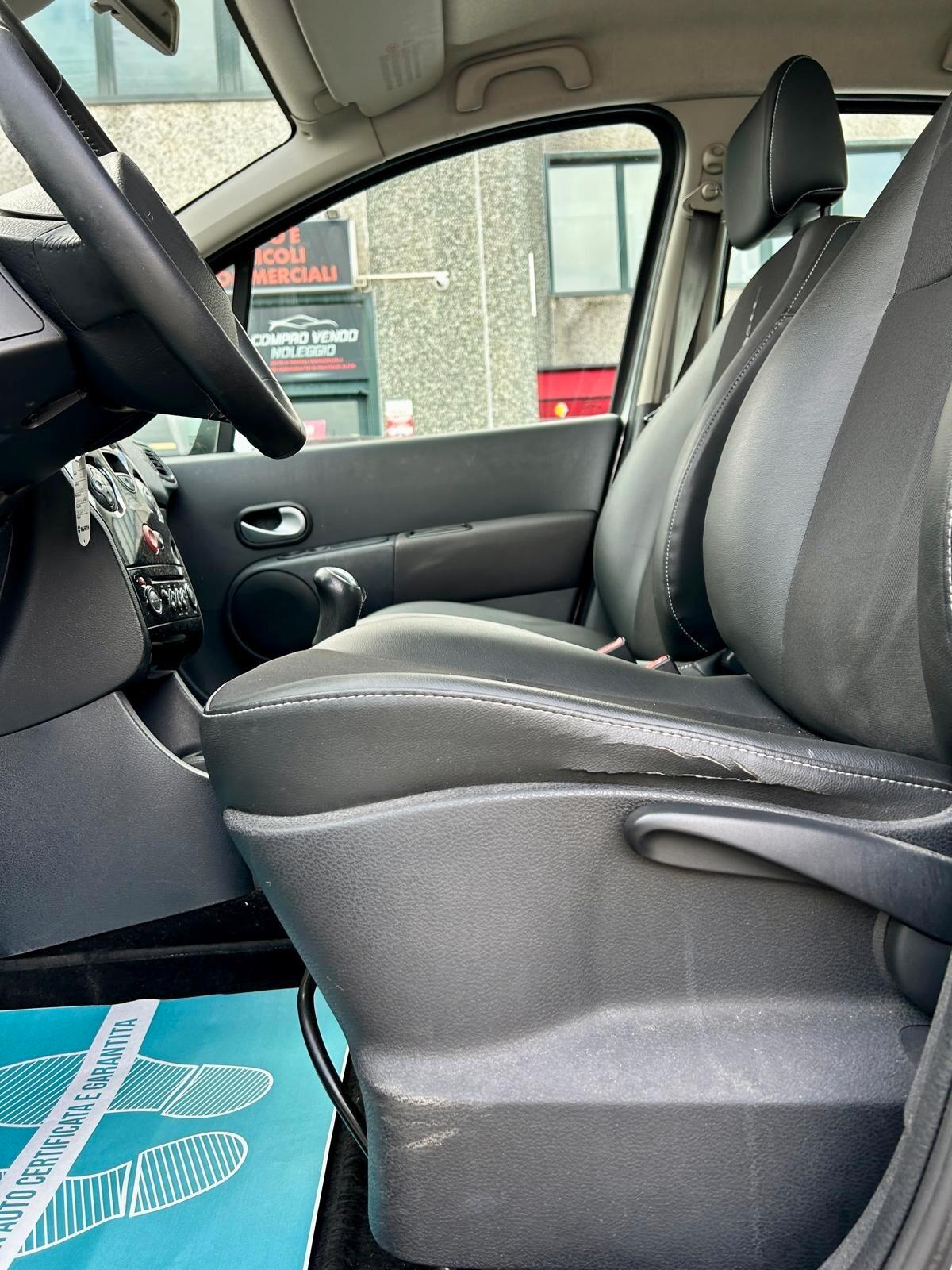 Renault Modus 1.2 16V Live (55kw)