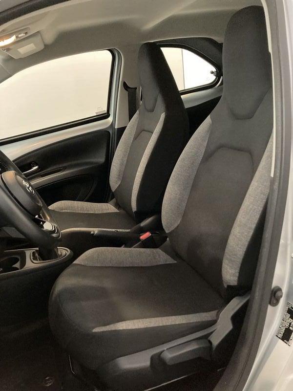 Toyota Aygo X 1.0B (72 CV) Active