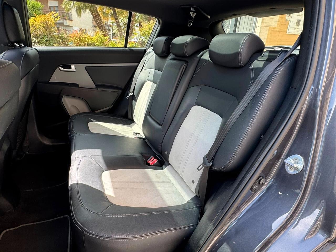 KIA SPORTAGE 1.7 CRDI 115 CV. TETTO APRIB.+NAVI+RETROCAMERA