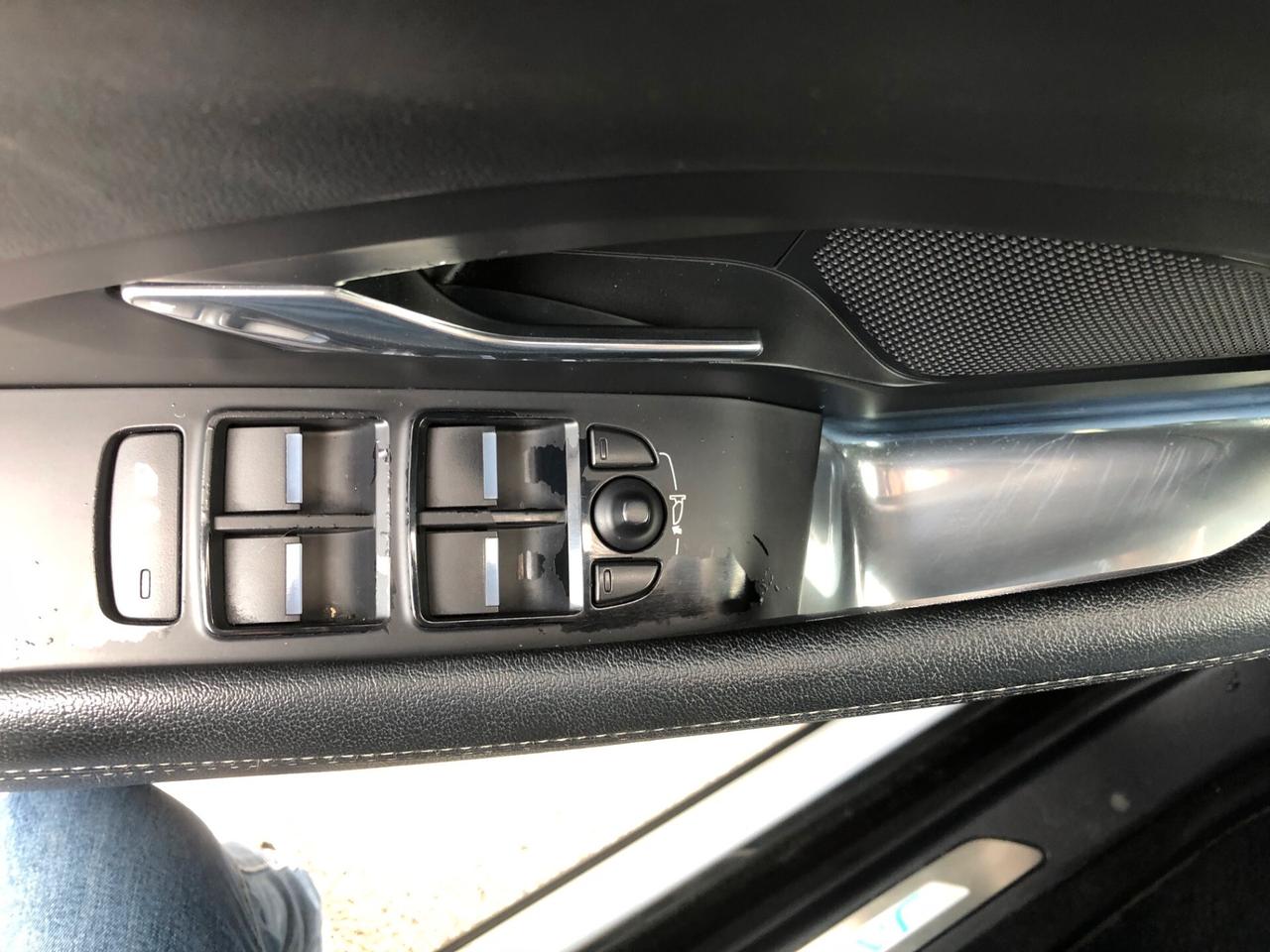 Jaguar E-Pace 2.0D 180 CV AWD aut. R-Dynamic