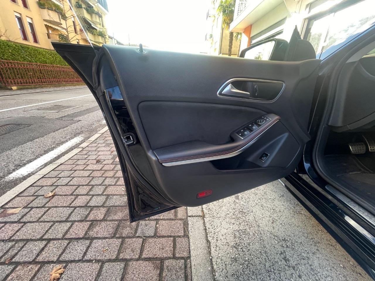 MERCEDES-BENZ CLA 200 d 4Matic Automatic PROMMO