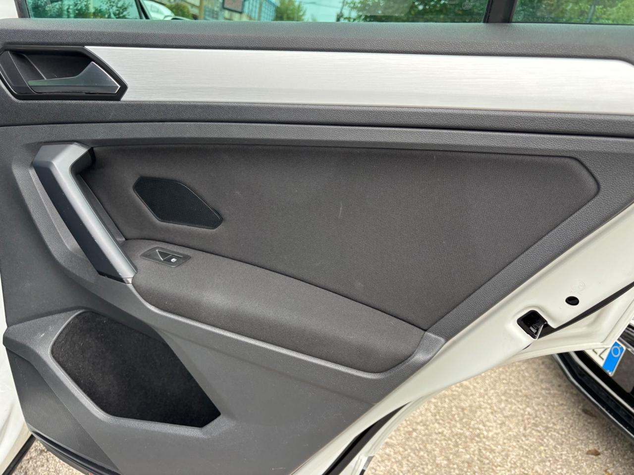 Volkswagen Tiguan 1.6 TDI Business OK NEOPATENTATI