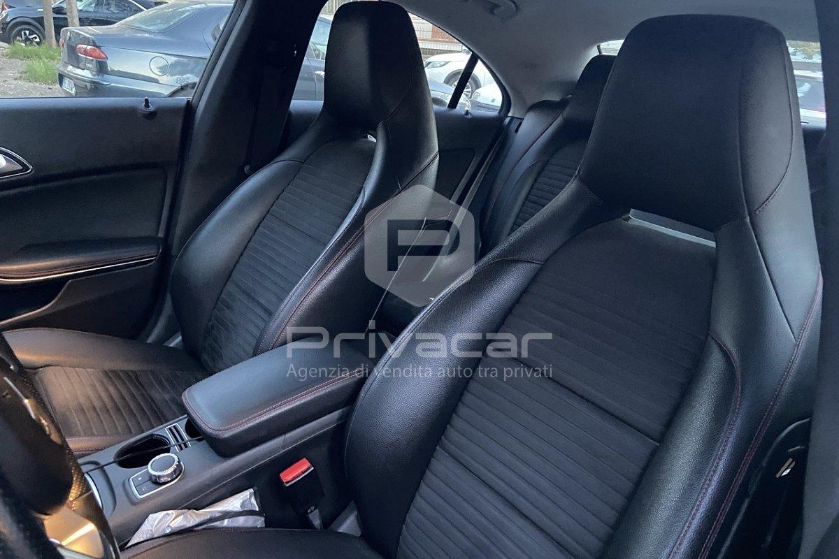 MERCEDES CLA 200 d Automatic Premium