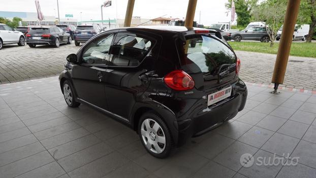 TOYOTA Aygo 1.0 12V VVT-i 5 porte