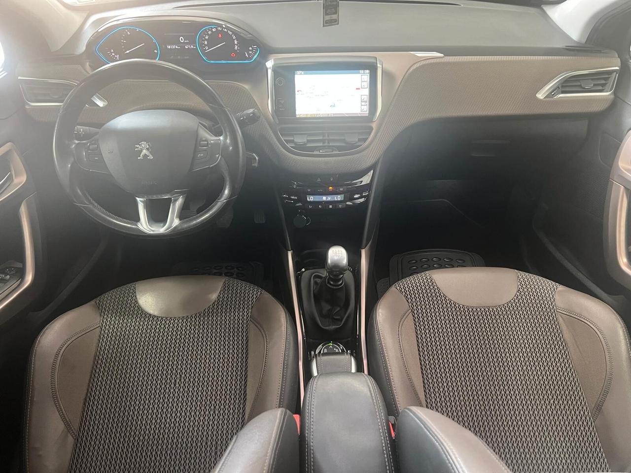 Peugeot 2008 1.6 e-HDi 115 CV Stop&Start Allure