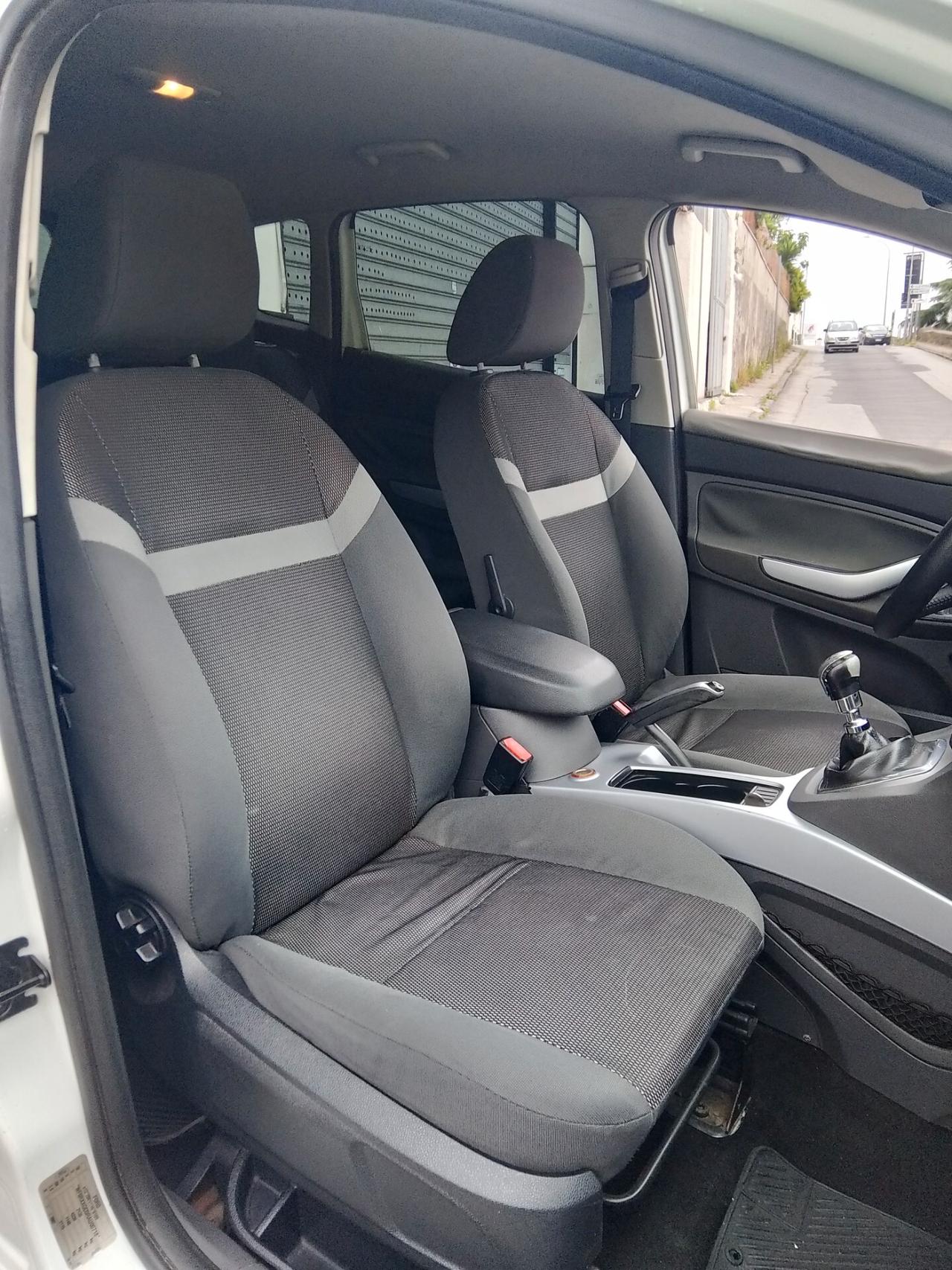 Ford Kuga 2.0 TDCi 140 CV 2WD Titanium DPF