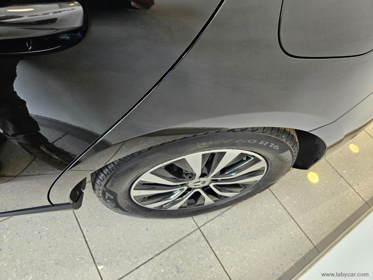 MERCEDES-BENZ A 180 d Automatic Advanced