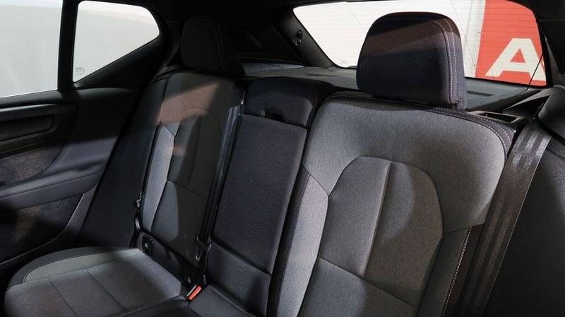 Volvo XC40 Recharge T4 Plug-in Hybrid auto Recharge Core