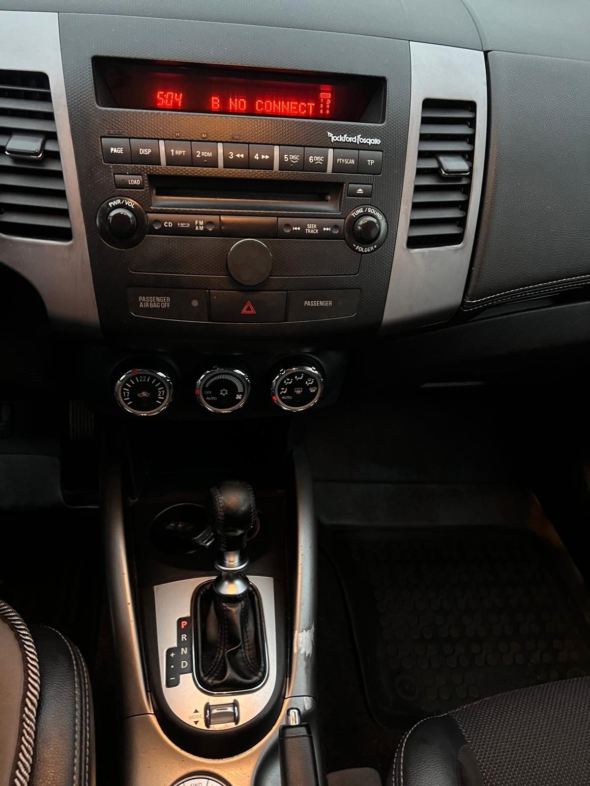 Mitsubishi Outlander 2.2 DI-D TC-SST Instyle DPF 7p