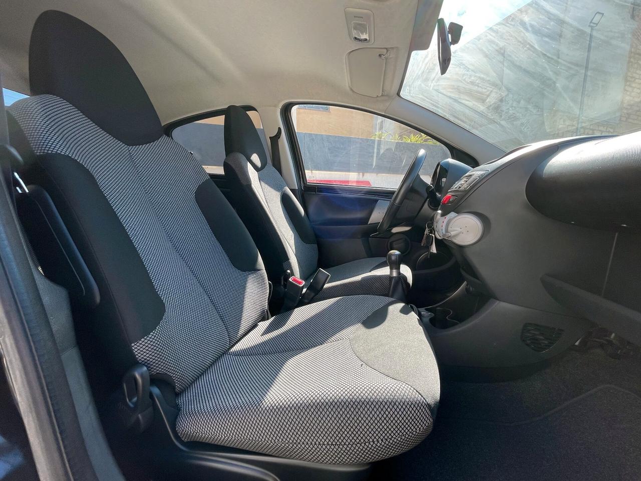 Toyota Aygo 1.0 12V VVT-i 5 porte Active Connect