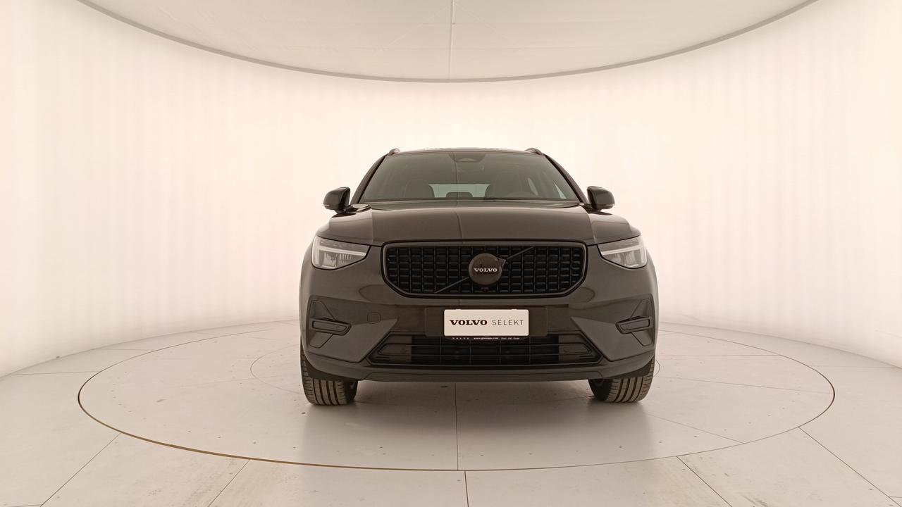 VOLVO XC40 2.0 b3 Ultra Black Edition auto
