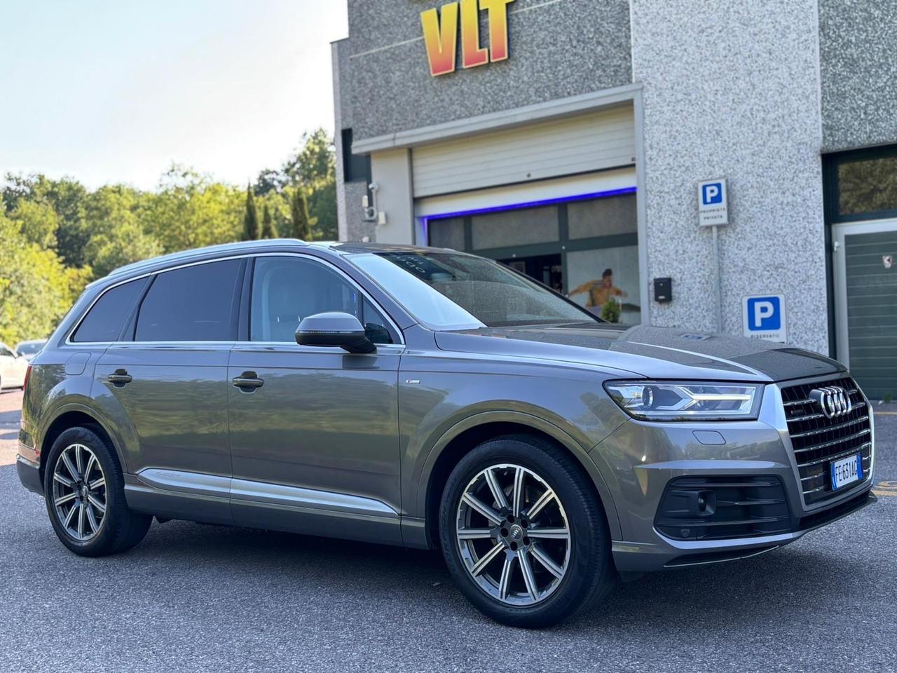 Audi Q7 3.0 TDI 272 CV quattro tiptronic S-LINE 5 posti