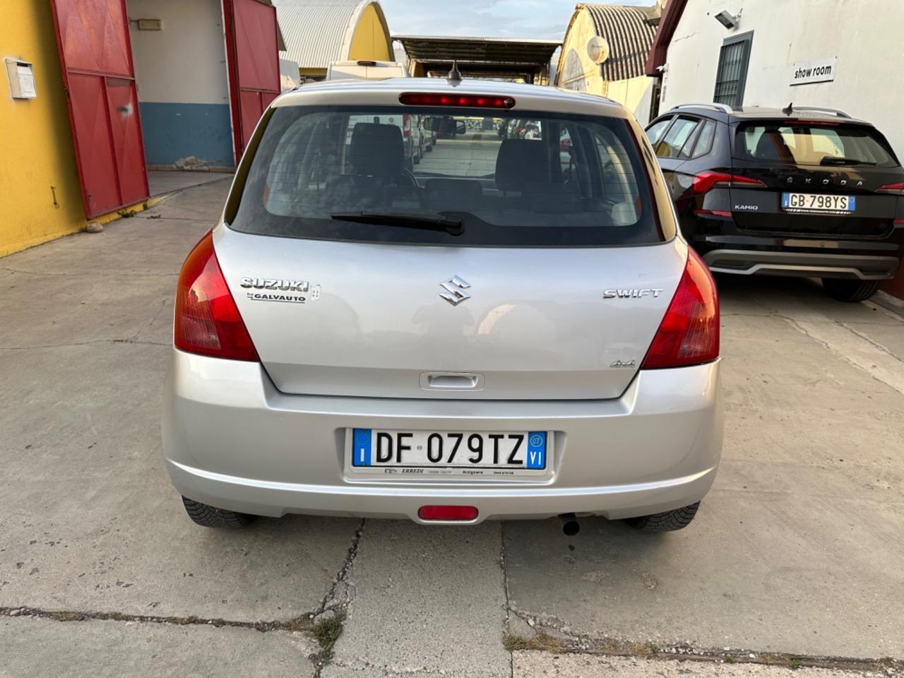 Suzuki Swift 1.3 4x4 5p. GL Benzina