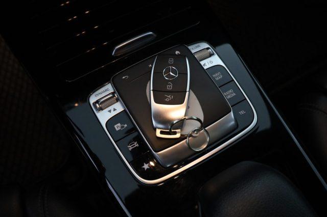 MERCEDES-BENZ A 180 A 200 Automatic 4p. Sport