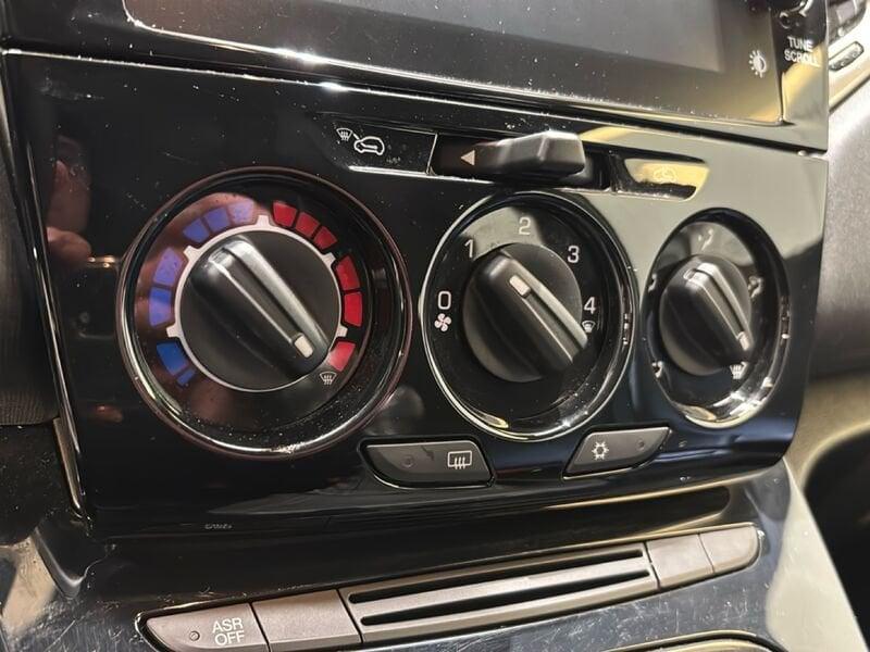 Lancia Ypsilon Ypsilon 1.0 FireFly 5 porte Hybrid Ecochic Gold