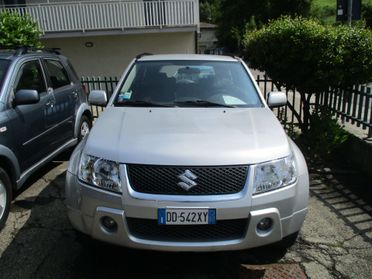 Suzuki Grand Vitara 1600 benz 4x4