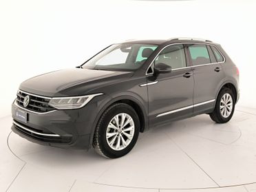 Volkswagen Tiguan 2.0 tdi life 150cv dsg