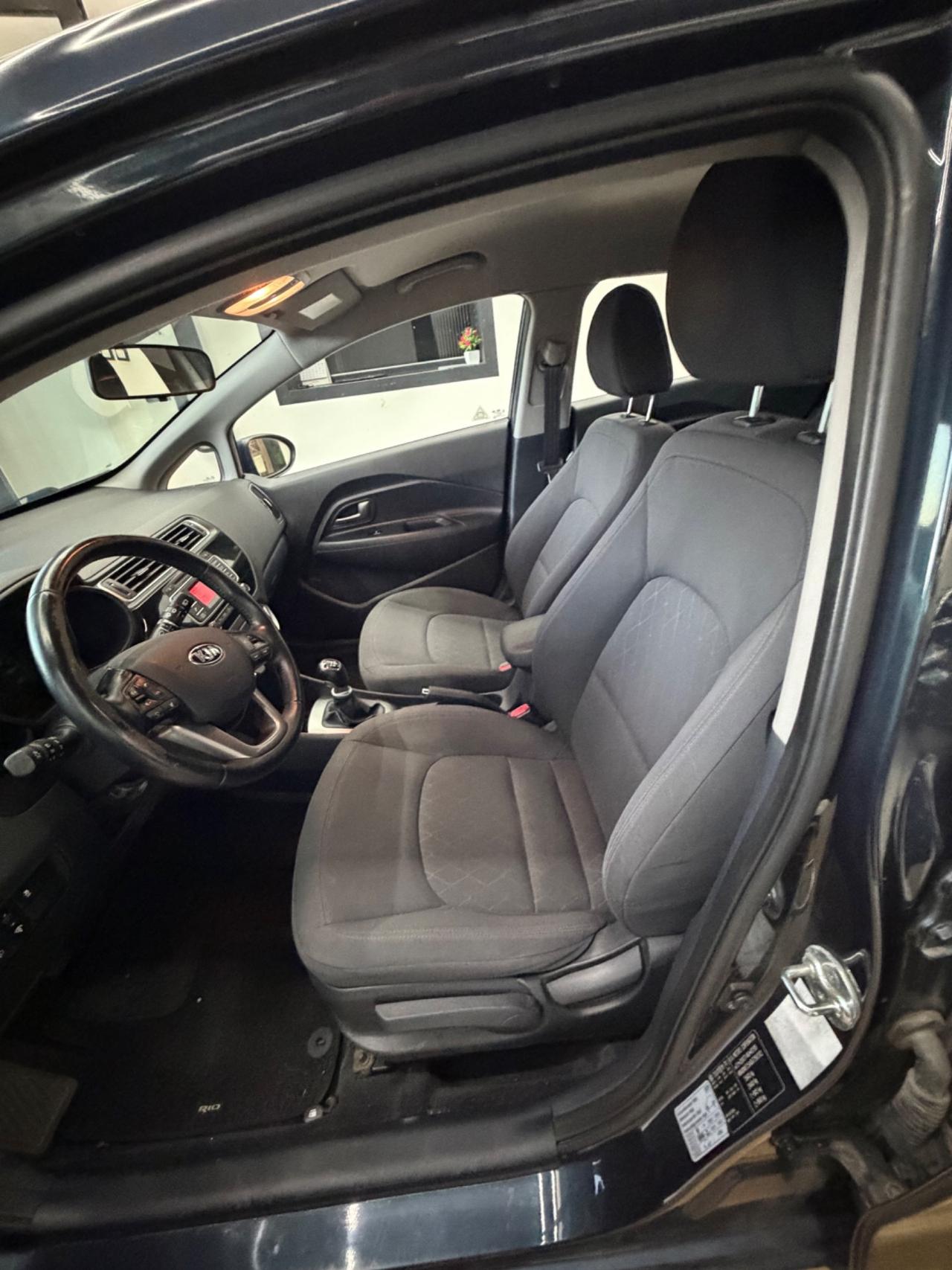 Kia Rio 1.1 CRDi 5p. Cool