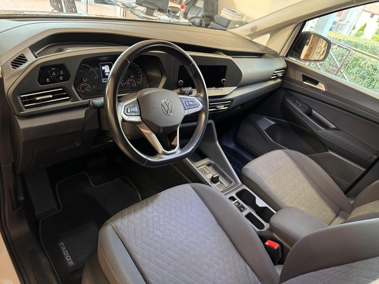 Volkswagen Caddy 2.0 TDI 122 CV DSG Life N1 5posti