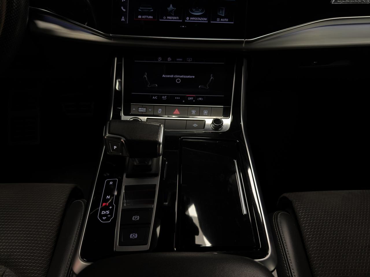 Audi Q8 50 3.0 tdi mhev Sport quattro S-line TETTO