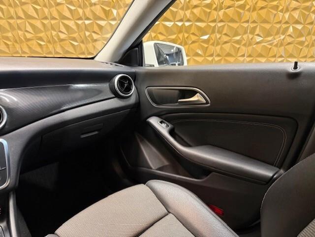 Mercedes-benz CLA 180 d Automatic Sport