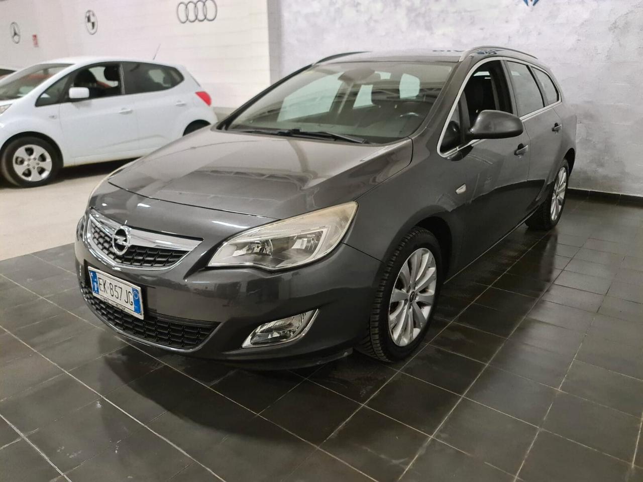 Opel Astra 1.4 Turbo 140CV Sports Tourer Cosmo