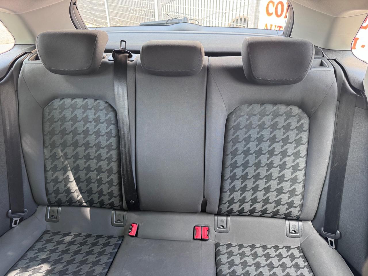 Audi A3 1.2 TFSI 110 CV neopaten garanzia 12 mesi
