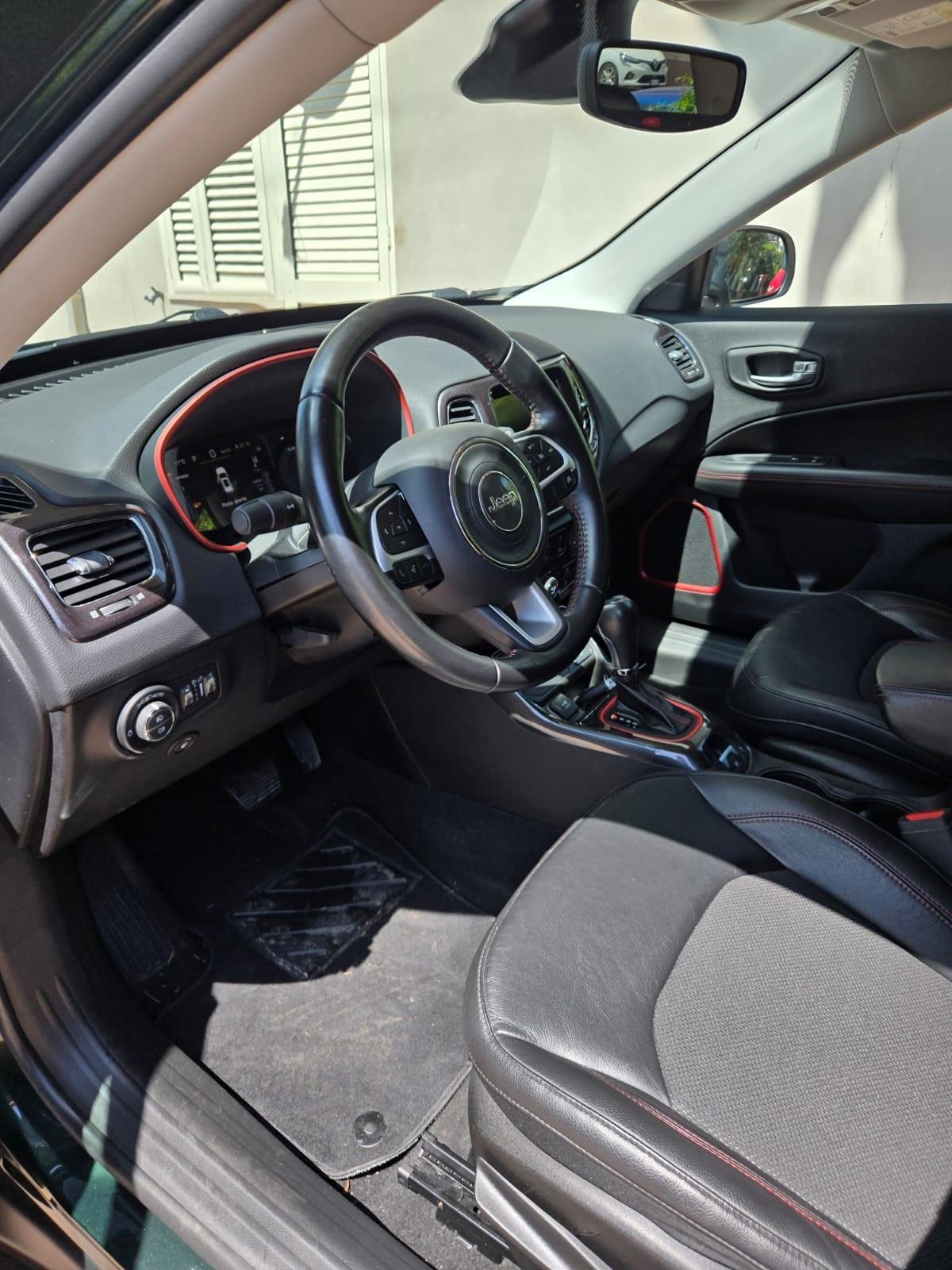 Jeep Compass 1.3 Turbo T4 240 CV PHEV AT6 4xe Trailhawk