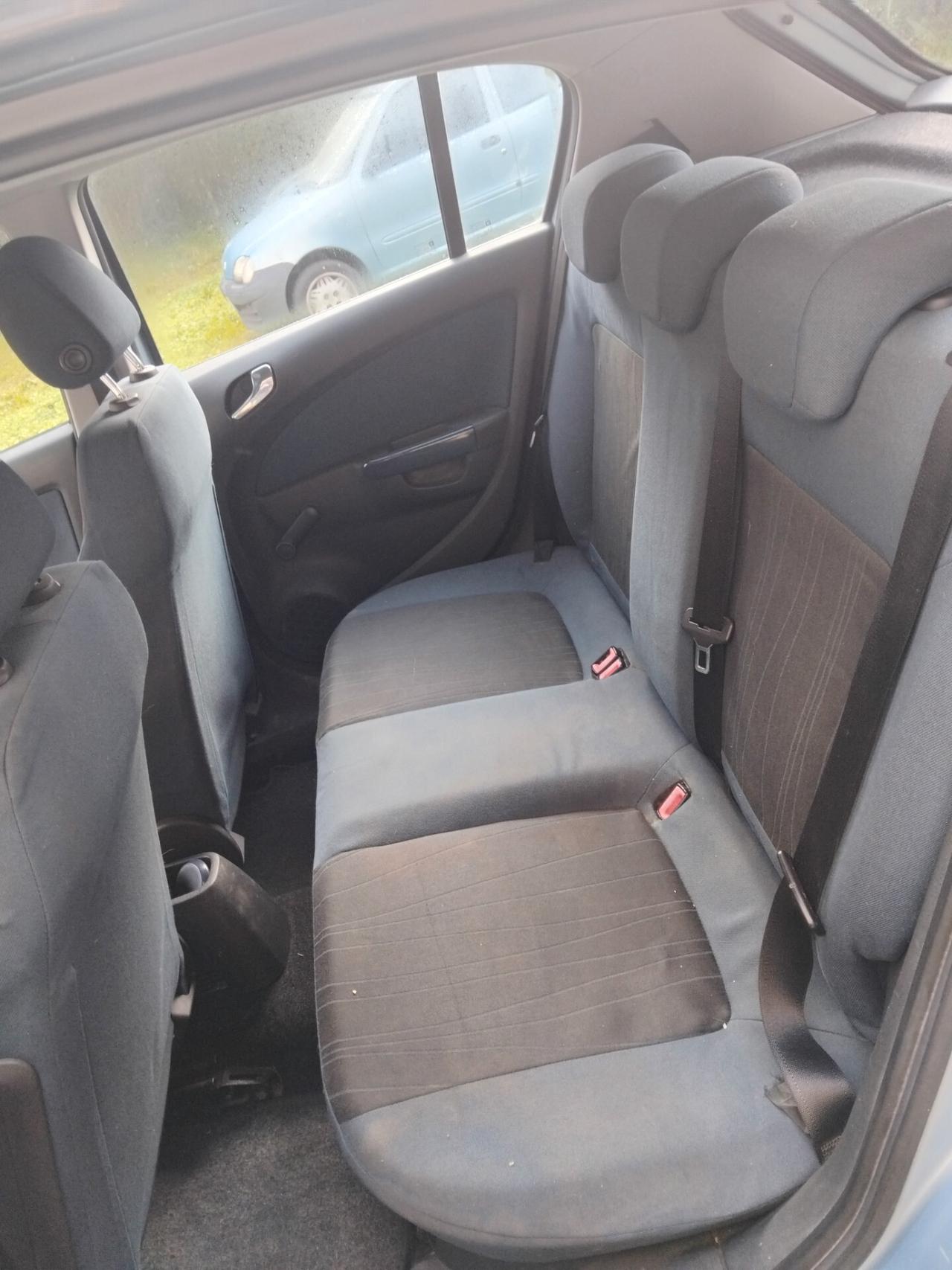 Opel Corsa 1.2 5 porte Enjoy