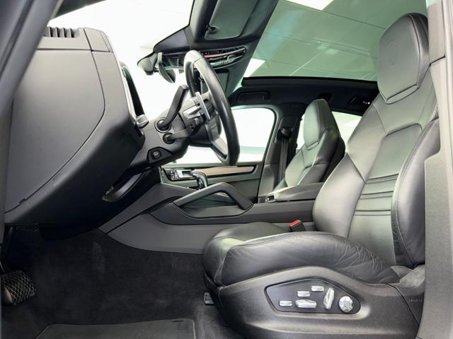PORSCHE Cayenne Coupé 3.0 V6 / 360°/ GANCIO TRAINO / SOSP. P.A.S.M