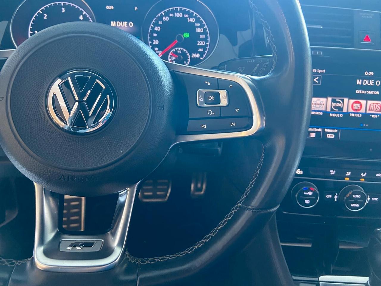 Volkswagen Golf 7.5 1.6 TDI 115 CV DSG R-LINE PACK