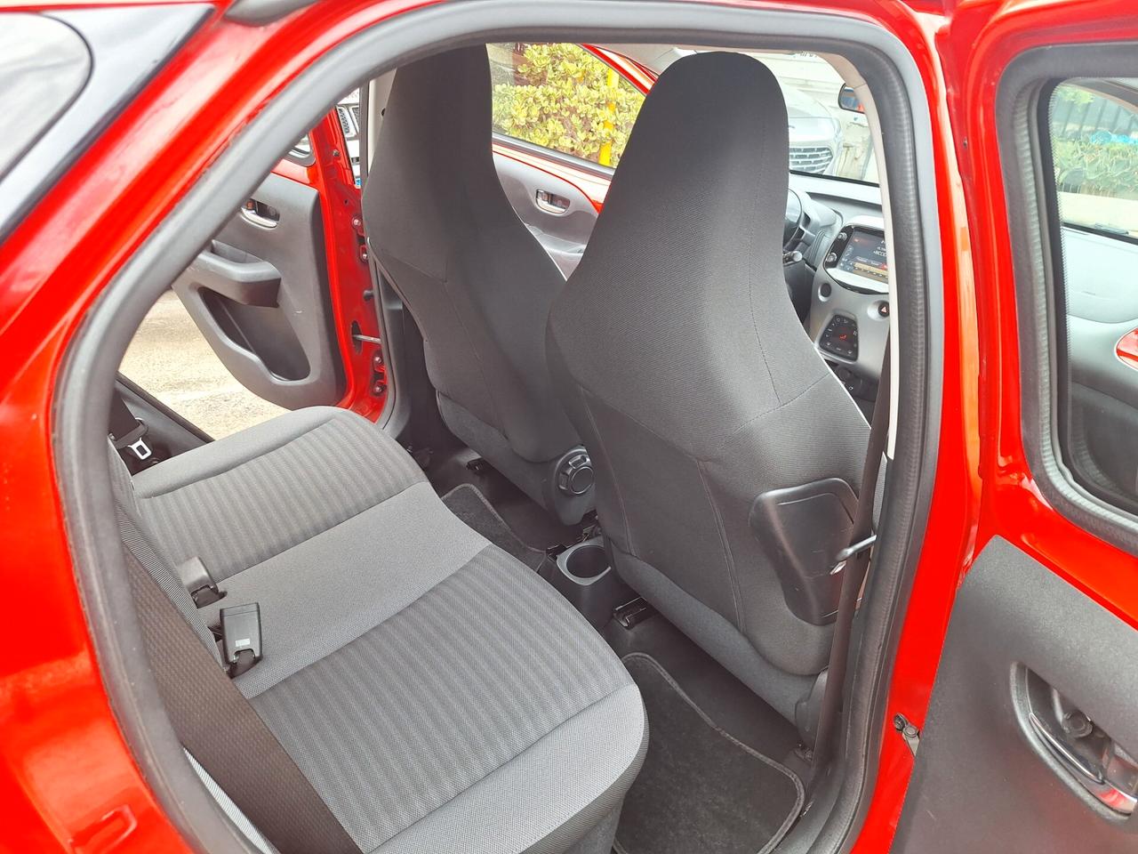 Toyota Aygo 1.0 VVT-i 5 porte x-play 2019