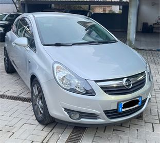 OPEL CORSA 1.2 - 3 PORTE SPORT - BENZINA/GPL ANCHE PER NEOPATENTATI