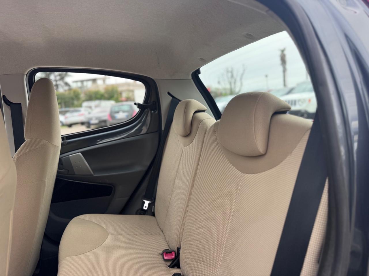 Peugeot 107 1.4 HDi 5p. Sweet Years