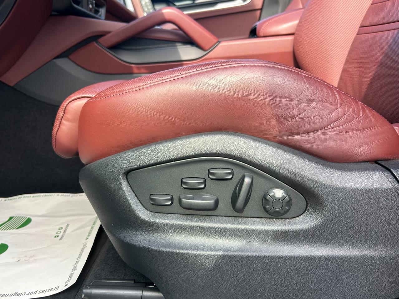Porsche Cayenne 3.0 V6 tiptronic