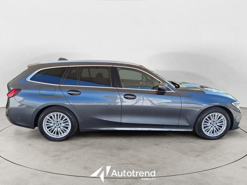BMW Serie 3 Touring 320d 190 CV Automatica 48V Mild Hybrid Luxury