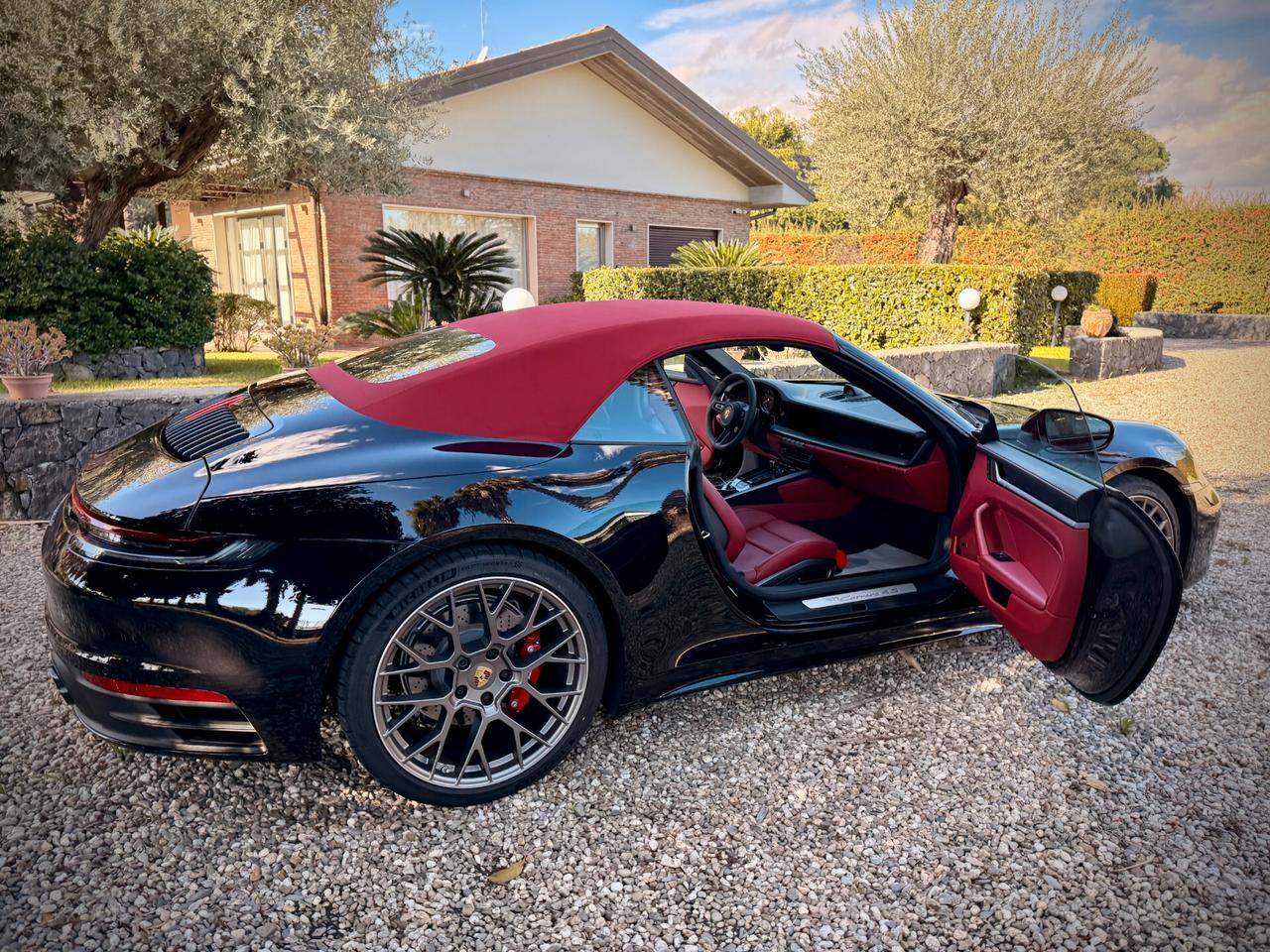 Porsche 911 Carrera 4S Cabriolet