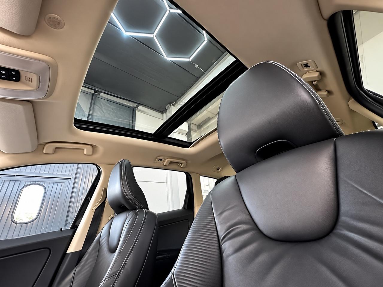 Volvo XC 60 XC60 D4 AWD Geartronic R-design