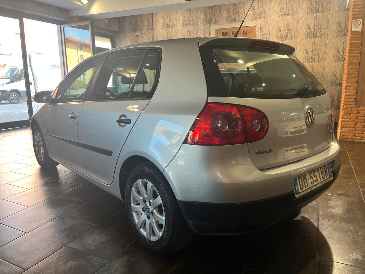 Volkswagen Golf 1.6 5p. Comfortline