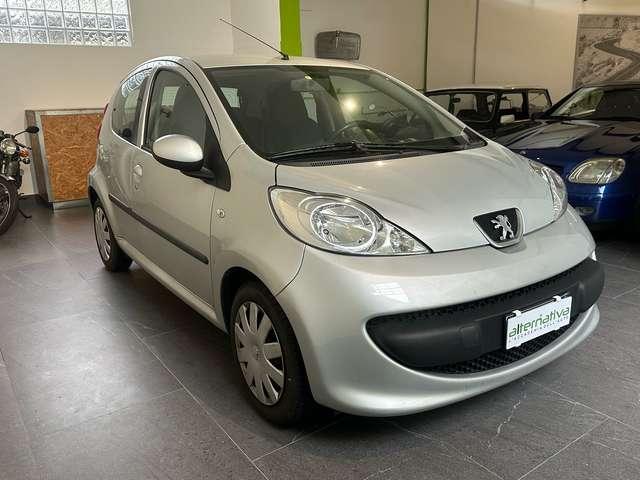 Peugeot 107 107 5p 1.0 12v Plaisir 2tronic