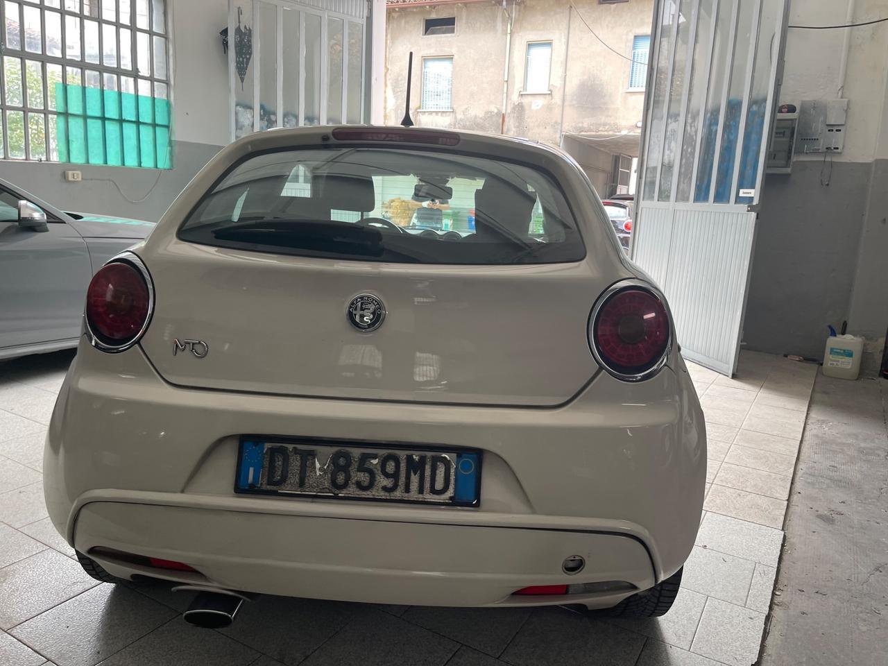 Alfa Romeo MiTo 1.3 JTDm 16V 90 CV Distinctive Sport Pack