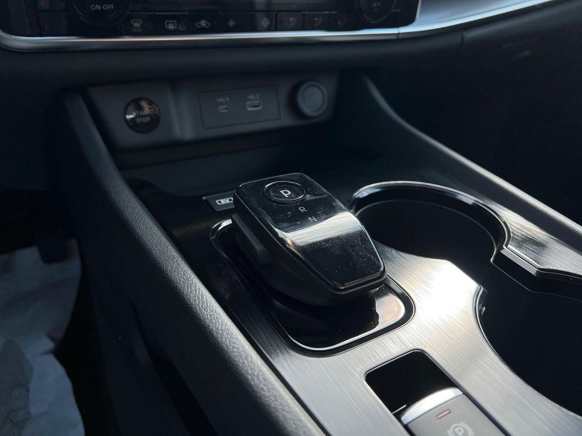 NISSAN X-TRAIL ACENTA e-POWER 2WD