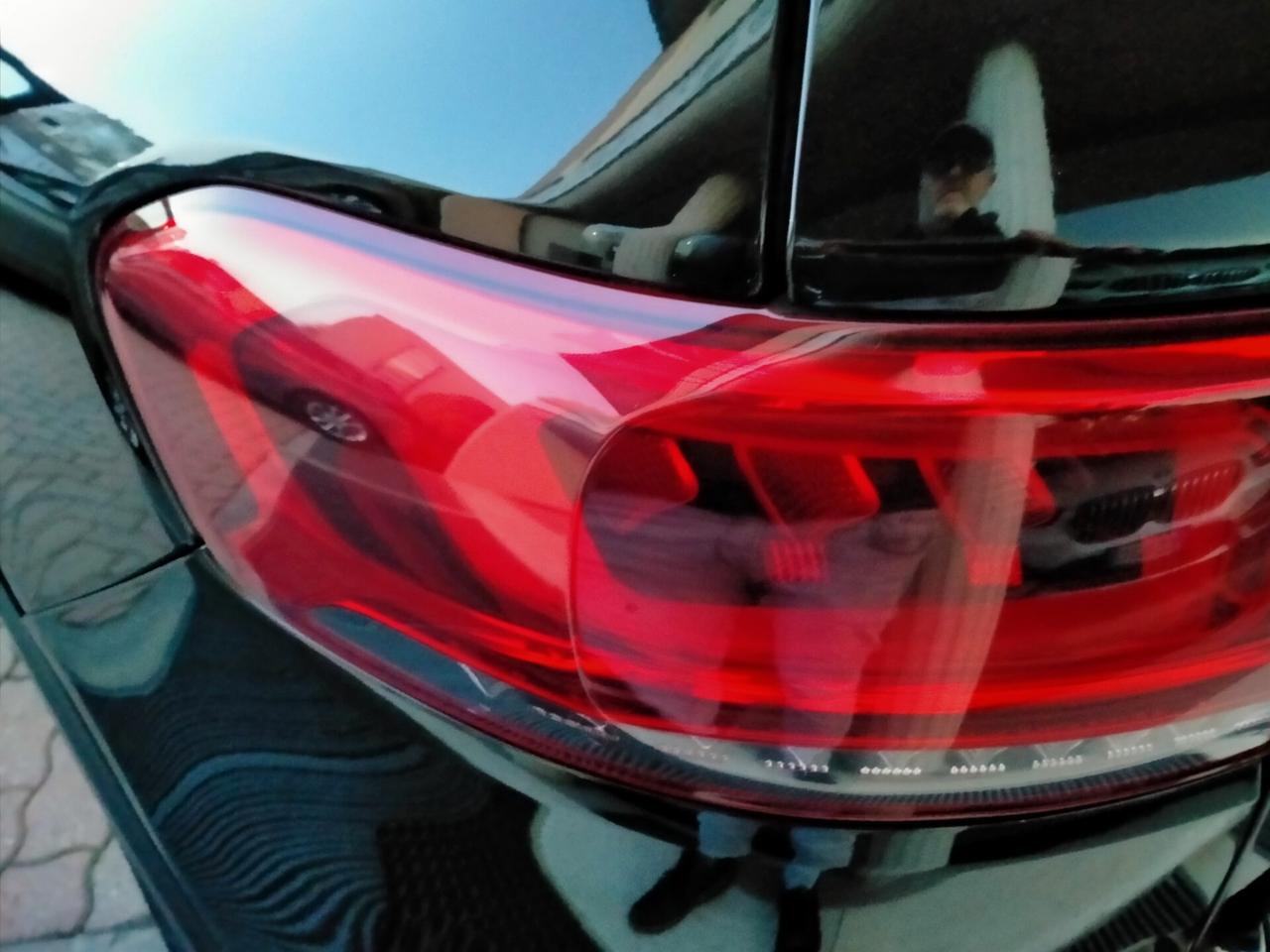 Mercedes-Benz GLB 180 D BUSINESS EXTRA 8MLED/SEDILI SPORT/DISPLAY MAXI